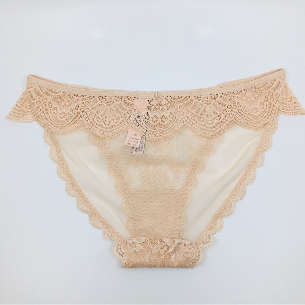 Victoria's Secret very sexy cheeky panty Thong